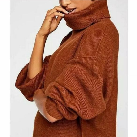 NEW Free People Softly Structured Turtleneck - Picture 3 of 9